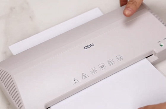 01 Deli Laminator ET105