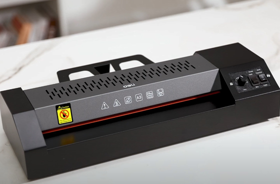 Laminator Deli ET131 01