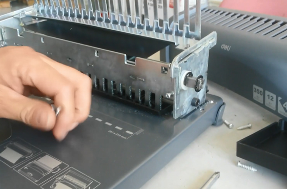 02 3871 mengganti pegas