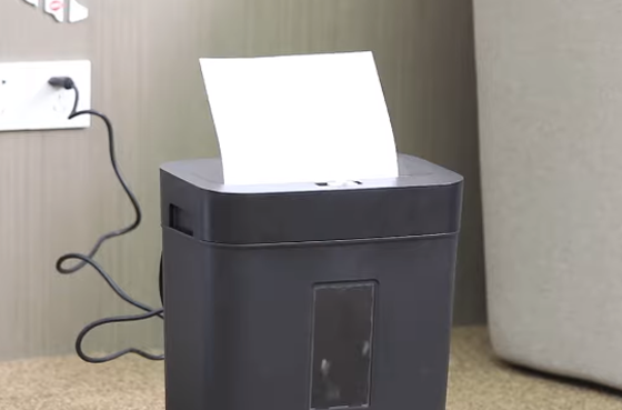 Penghancur kertas Deli ET023 01