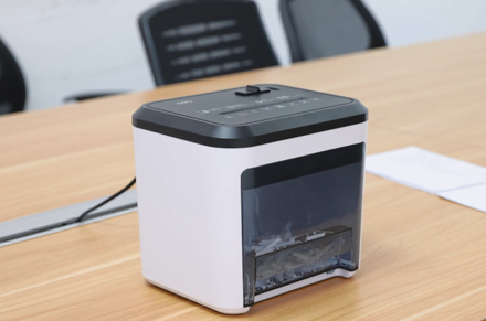 Penghancur kertas Deli ET002